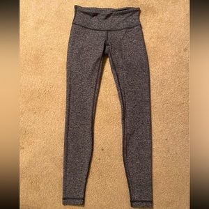 Lululemon size 4 leggings